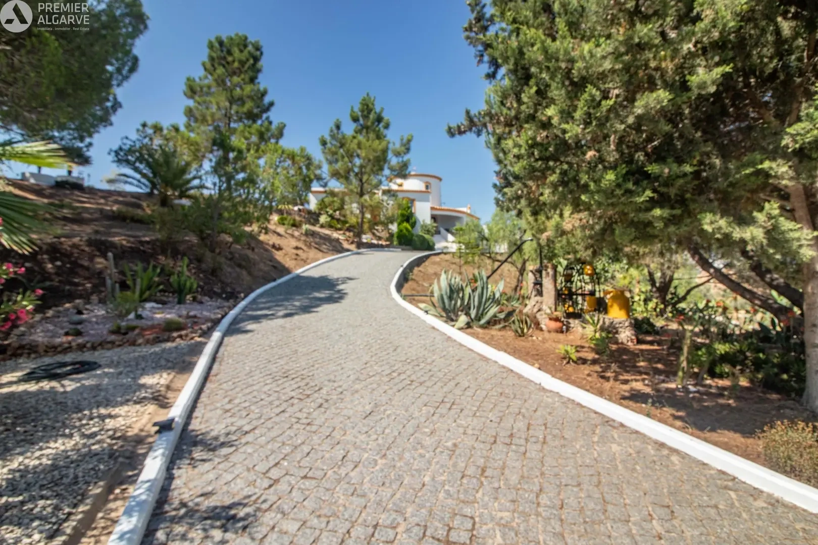 2 - house for sale in silves algarve portugal