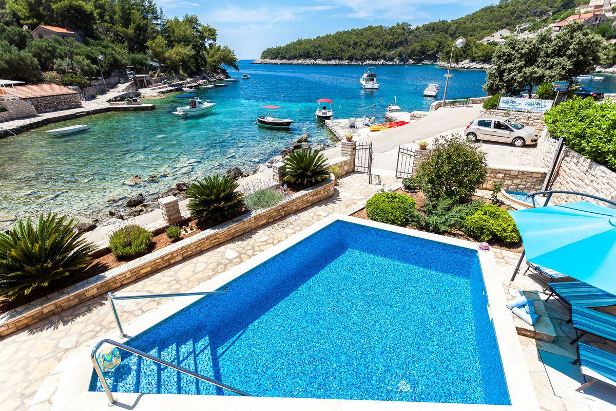 2 - waterfront house for sale in korčula dubrovnik-neretva croatia