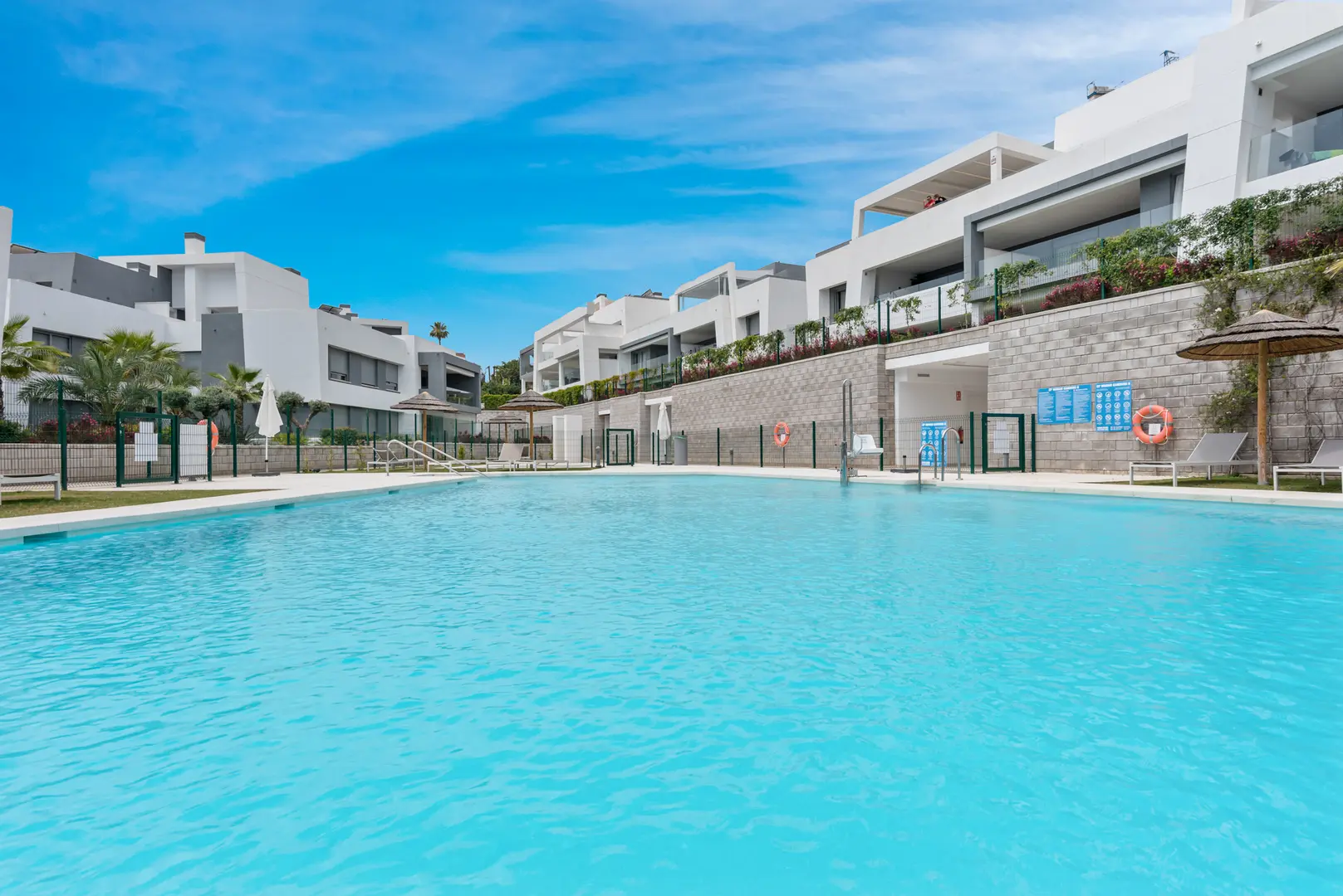 2 - venta apartamento estepona - costa del sol andalucía españa