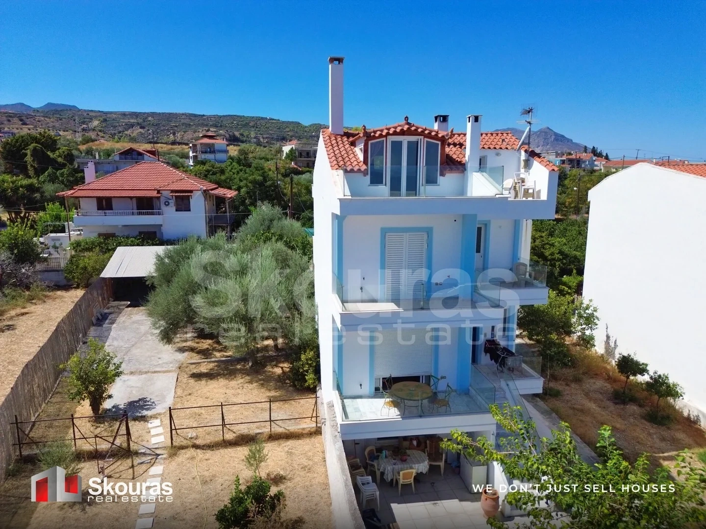 2 - venta casa frente al mar sikia peloponeso grecia
