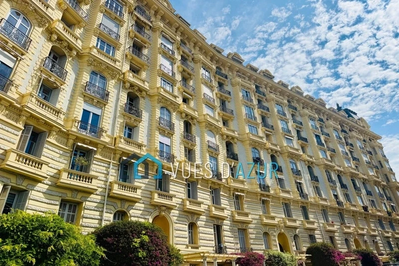Apartamento con terraza