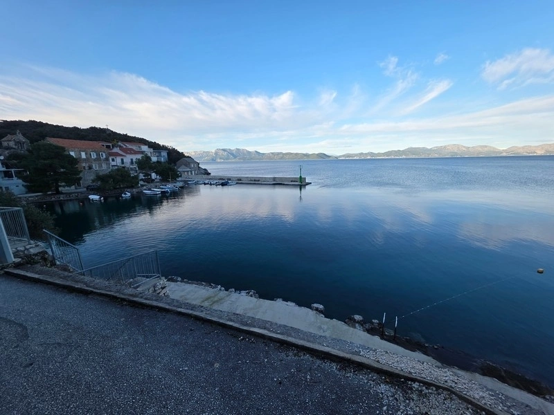 1 - verkoop appartement uitzicht op zee duba pelješka dubrovnik-neretva kroatië