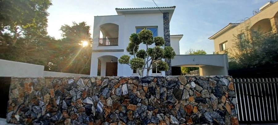 1 - vendita villa spiaggia a piedi limassol limassol cipro