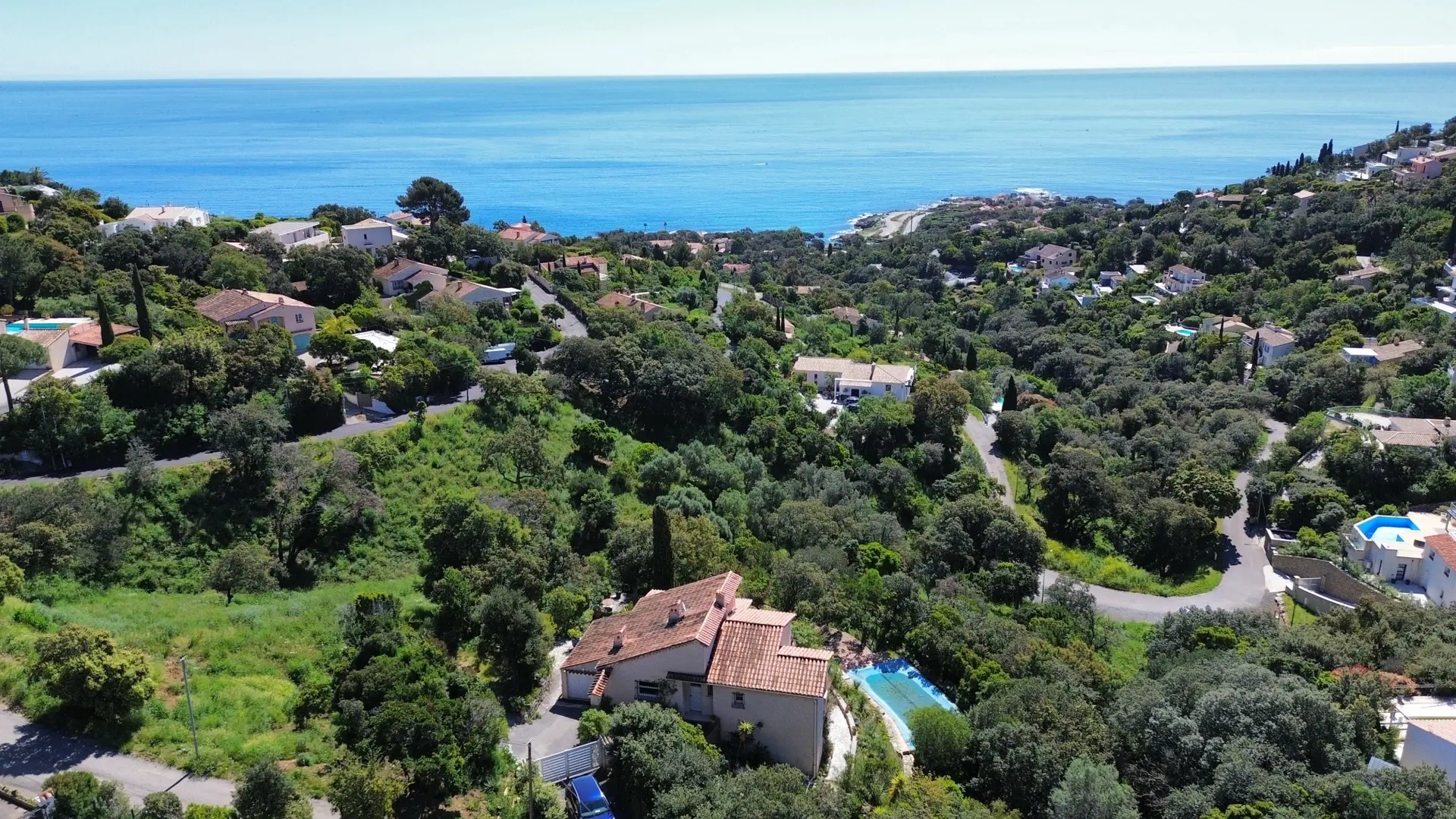 2 - venta casa vista al mar les issambres var francia