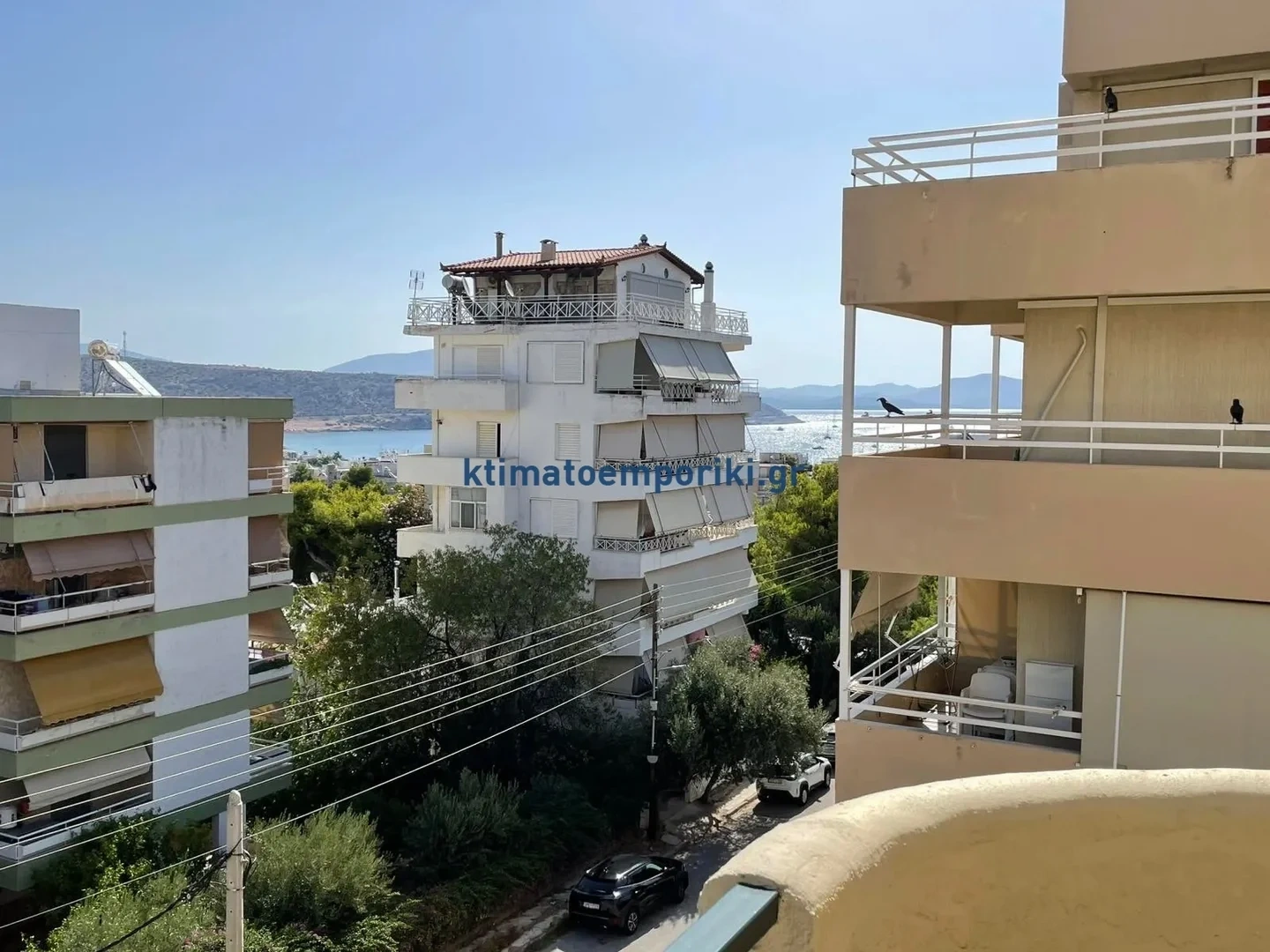 2 - vente appartement pieds dans l'eau varkiza attique grèce