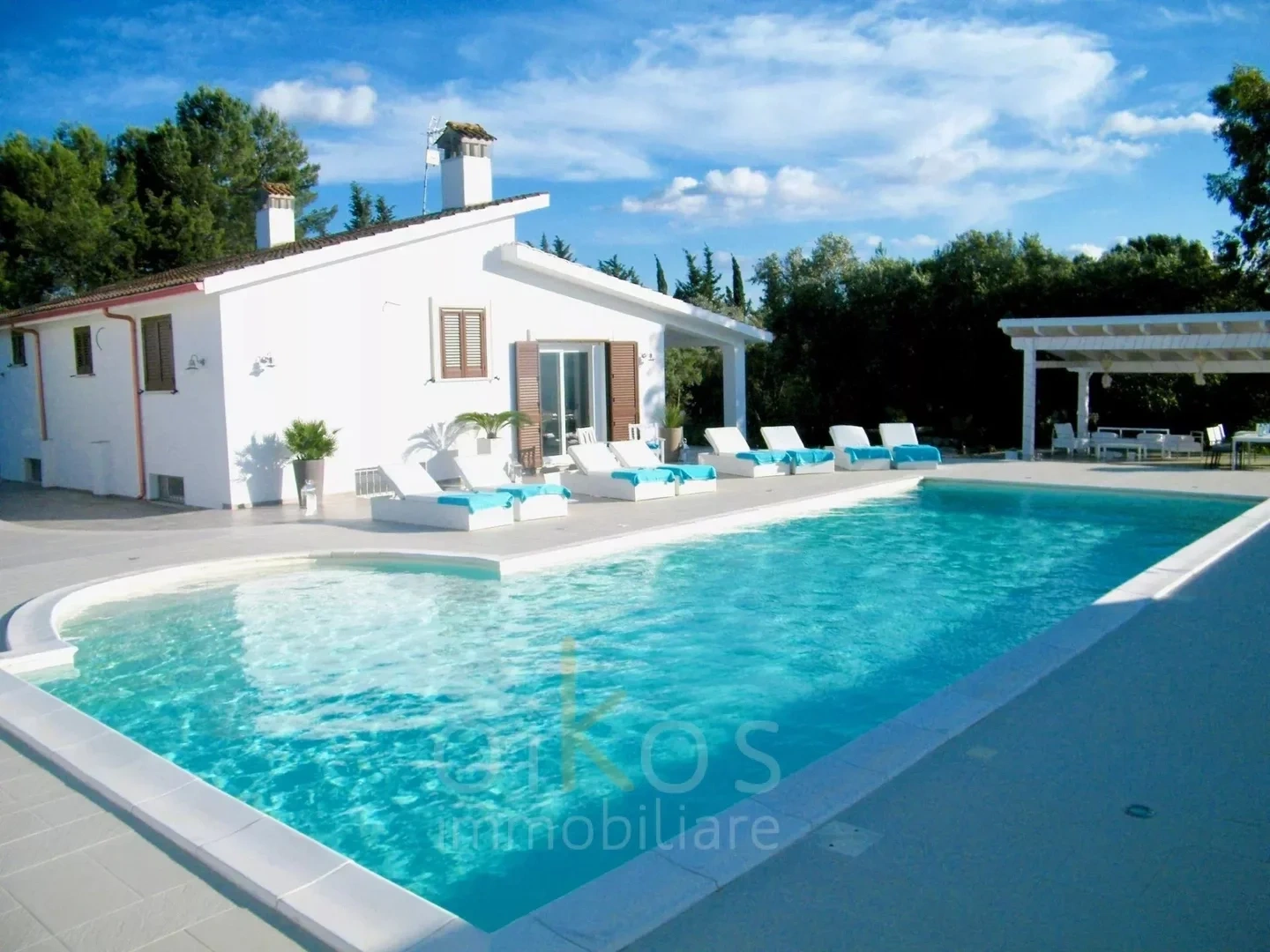 Casas y chalets en venta - Apulia | Meretdemeures.com, image size:1440x1080