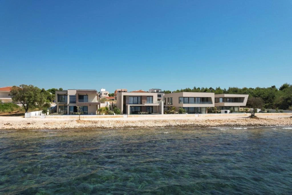 1 - verkauf haus direkt am wasser nin zadar kroatien
