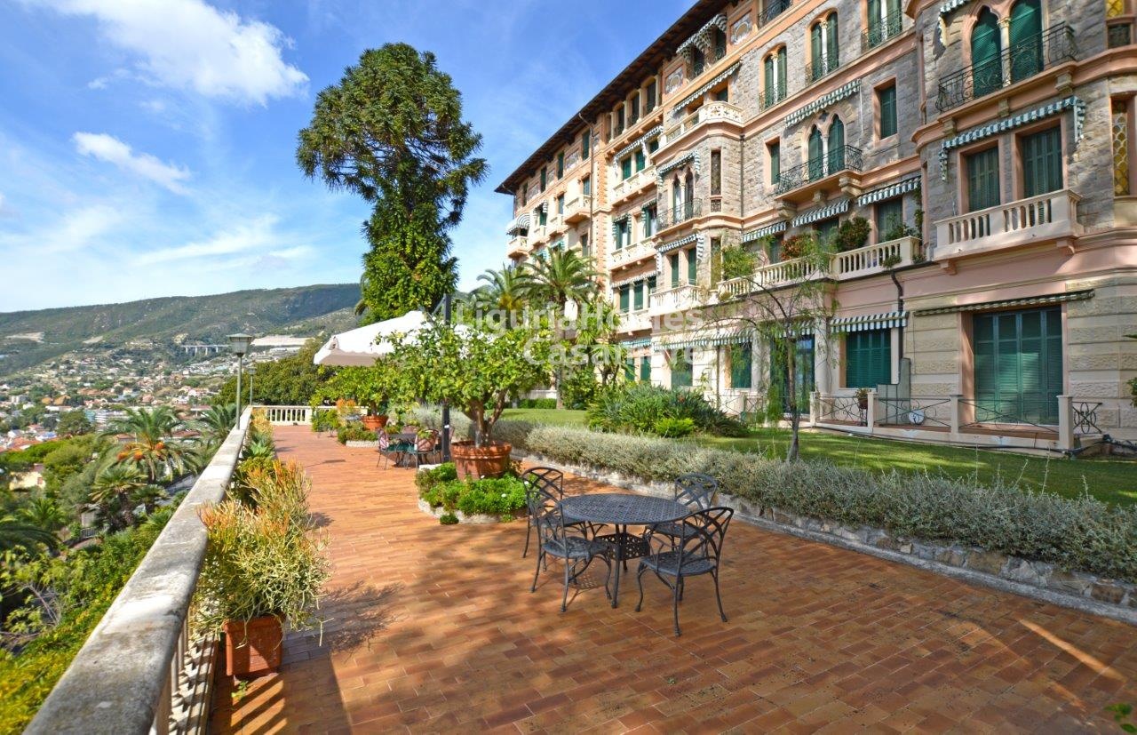 2 - venda apartamento vista de mar ospedaletti liguria itália