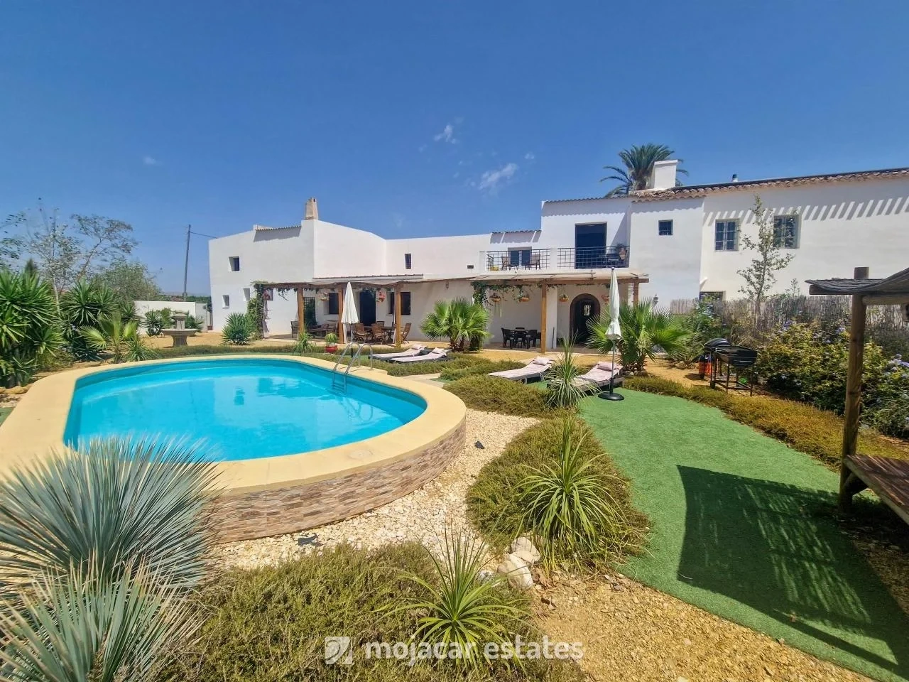 1 - verkoop huis vera andalusië spanje