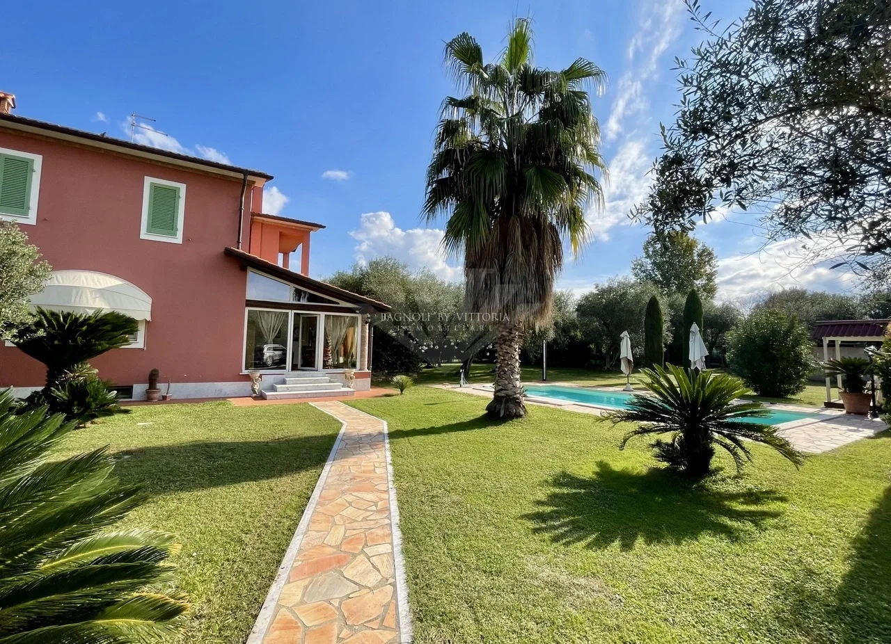 2 - venta casa seravezza toscana italia