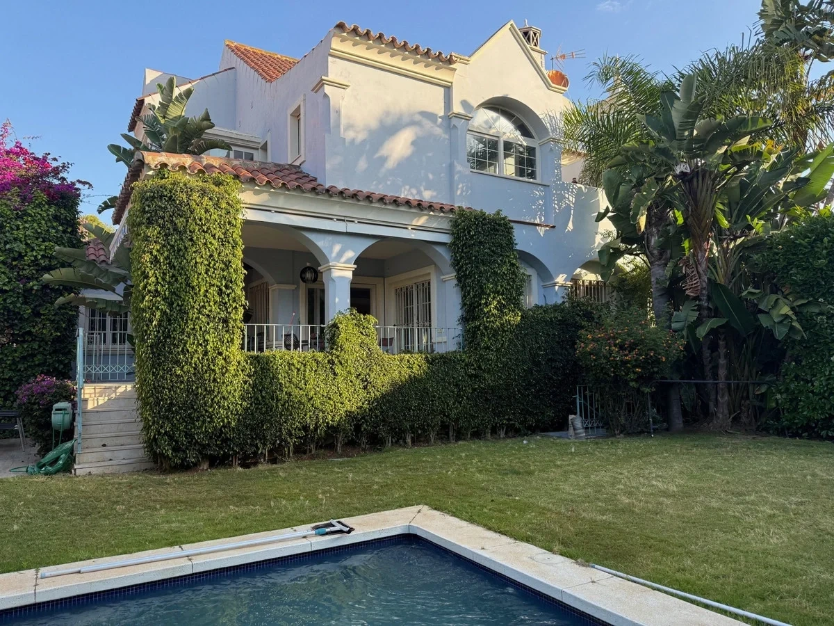 1 - verkoop huis aan het water marbella - costa del sol andalusië spanje