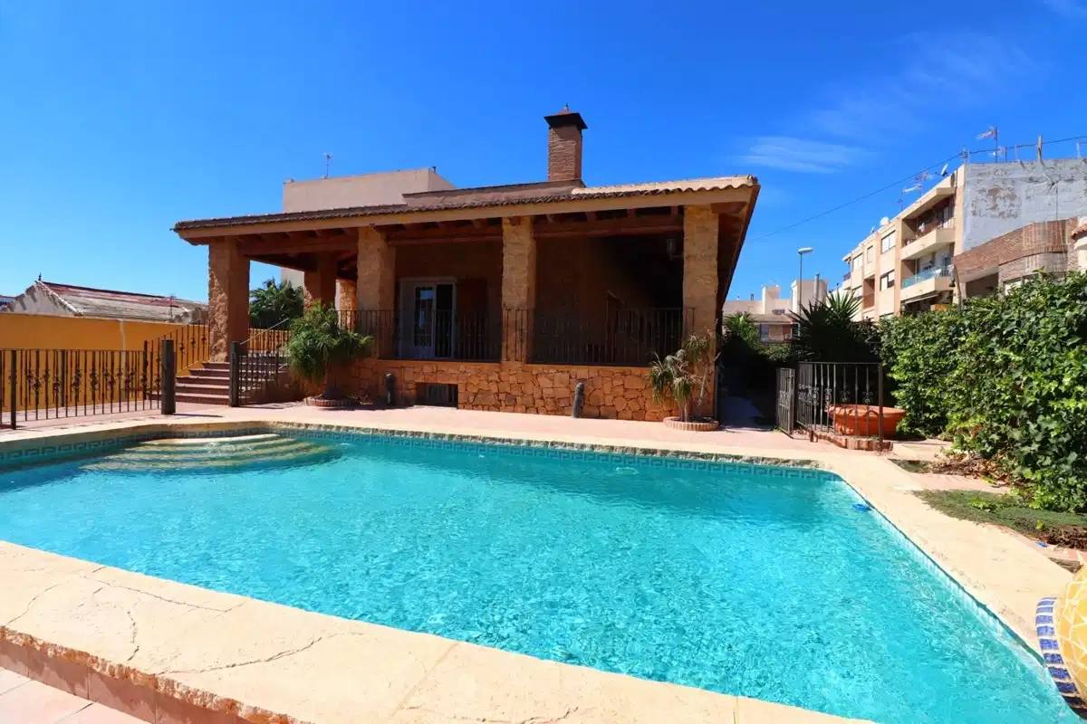 1 - villa for sale in los palacios valencian community spain