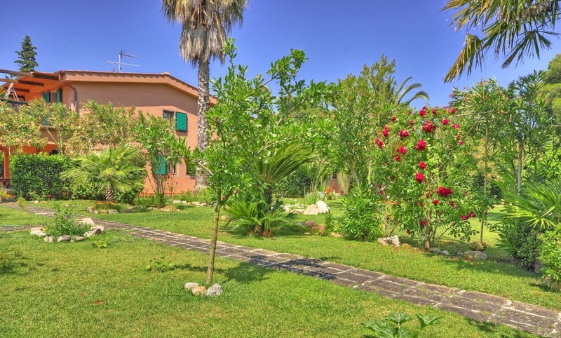 2 - beach walk house for sale in portoferraio - elba island tuscany italy