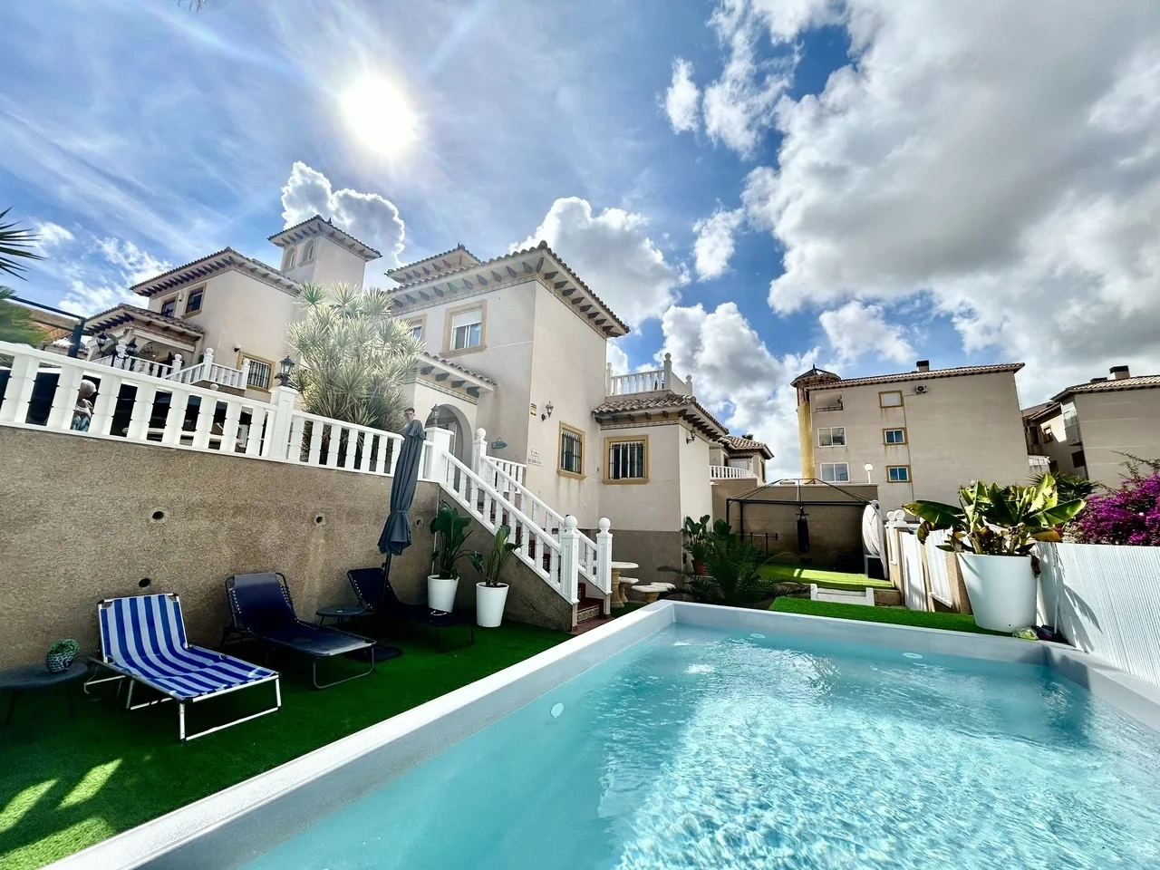 1 - vendita villa vista mare villamartin comunità valenciana spagna