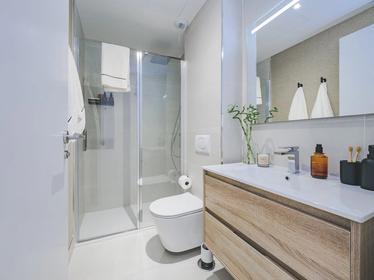 2 - venta apartamento a pie de playa el higueron andalucía españa