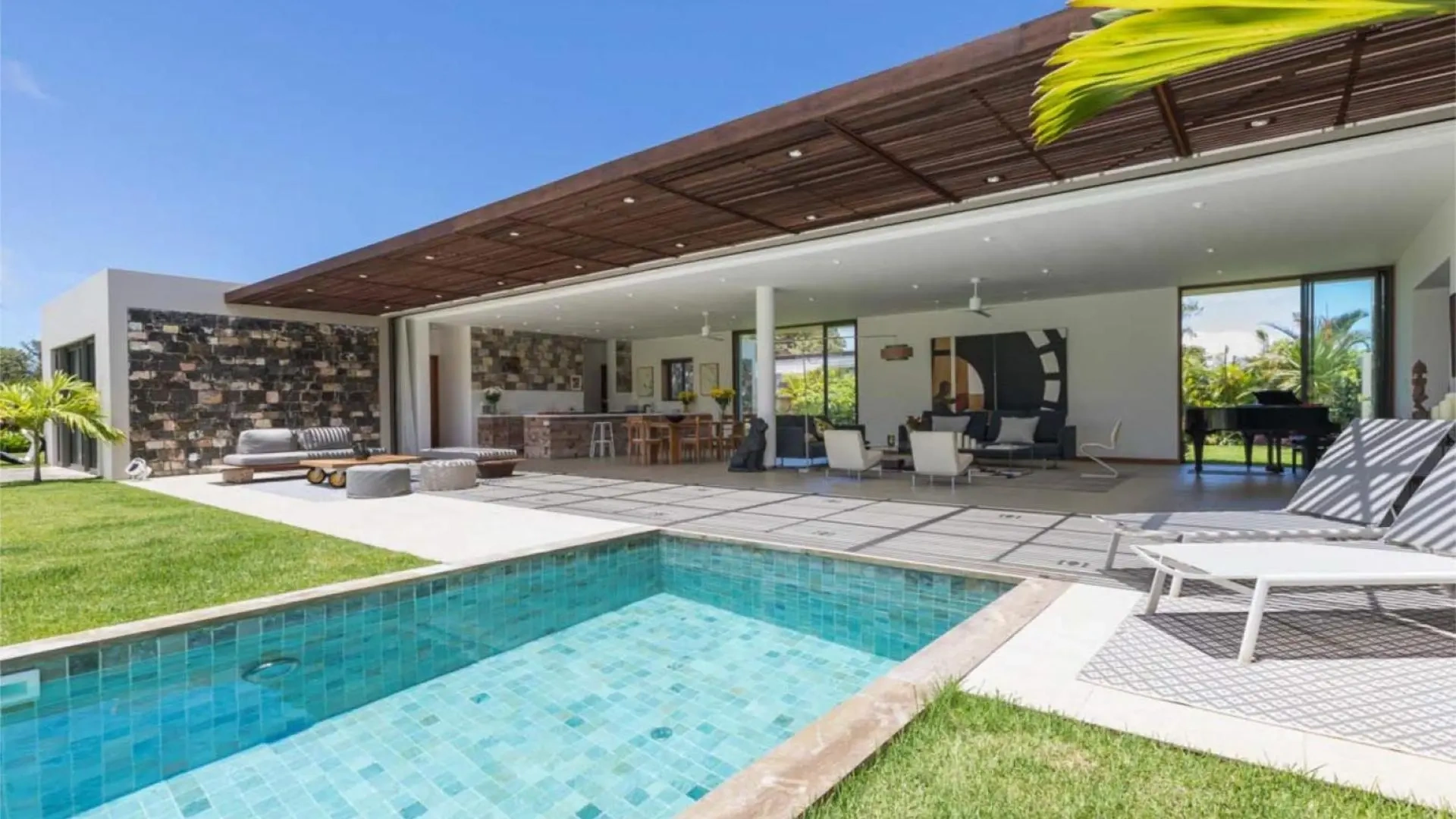 2 - vente villa plage à pied beau champ flacq île maurice