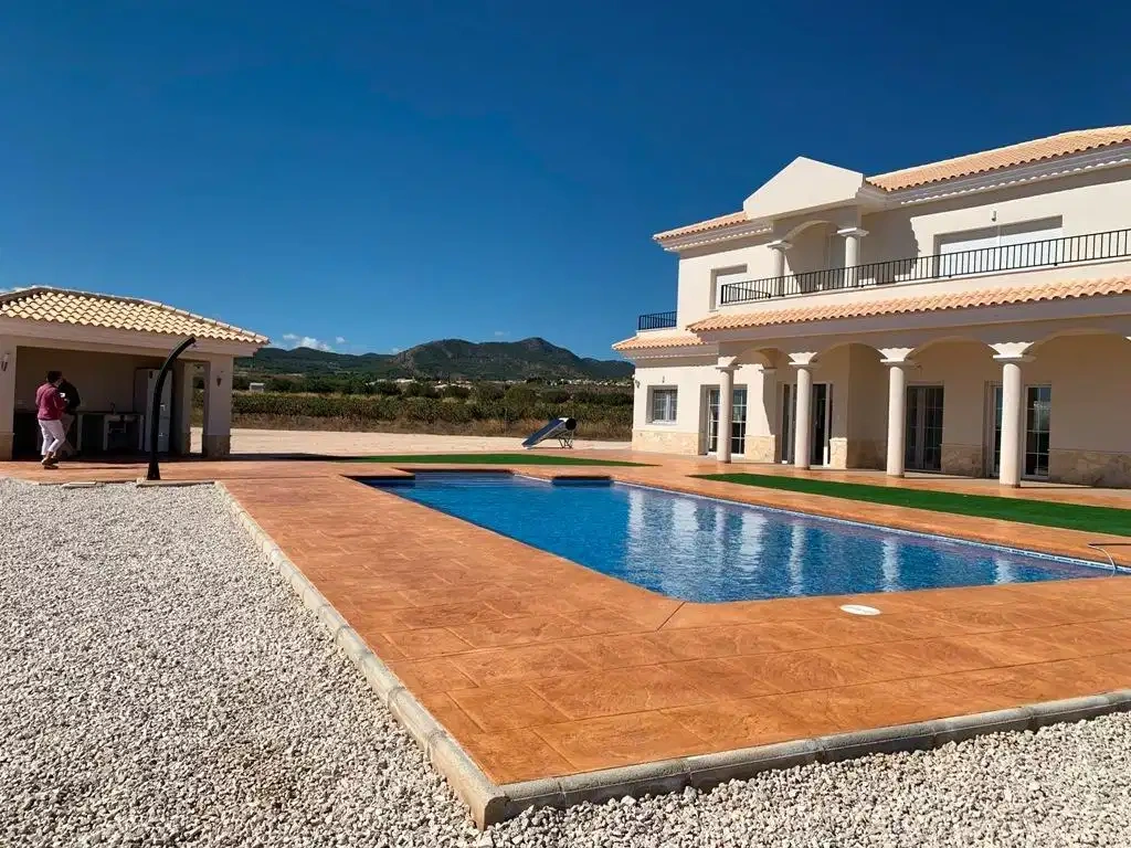 2 - venda casa pinoso comunidade valenciana espanha