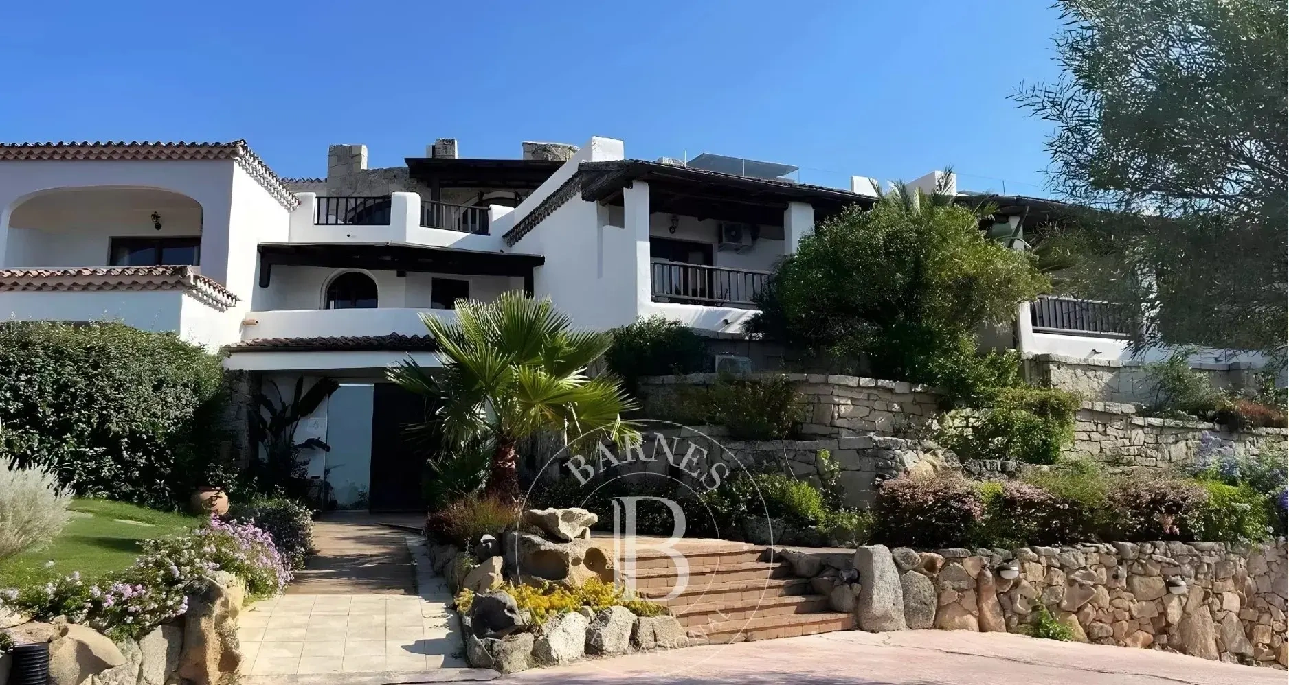 2 - vente commerce vue mer arzachena sardaigne italie