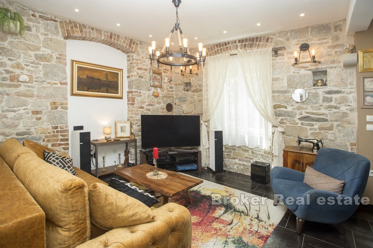 2 - venta casa a pie de playa split split-dalmacia croacia