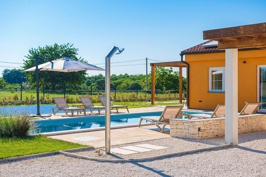 2 - venta casa vista al mar svetvinčenat istria croacia