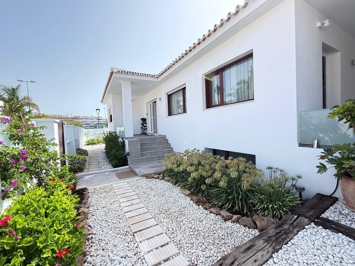 1 - verkauf haus strandpromenade la cala de mijas andalusien spanien