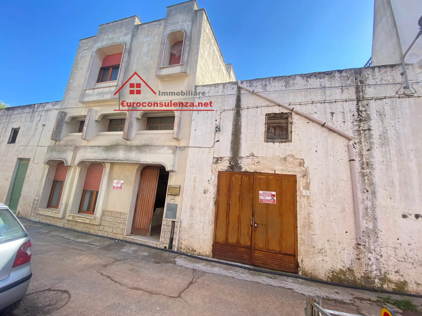 2 bedroom house
