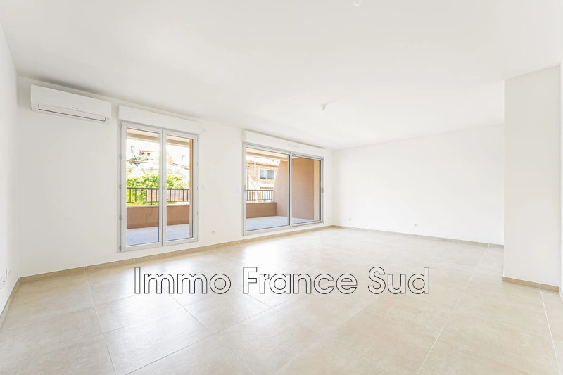 2 - venda apartamento la garde-freinet var frança