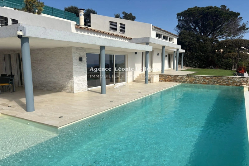 1 - venta casa vista al mar les issambres var francia