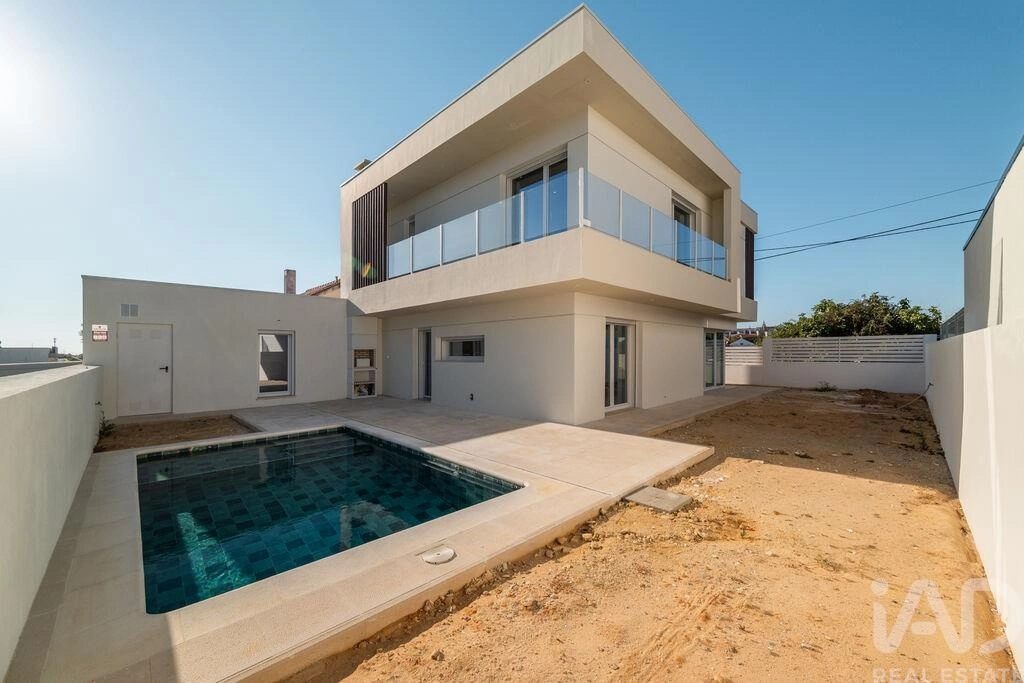 2 - venta villa charneca de caparica región de lisboa portugal