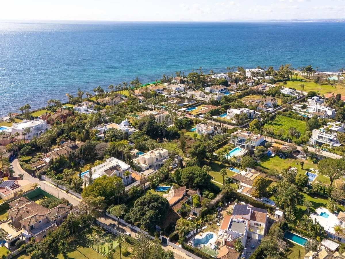 2 - beach walk house for sale in san pedro de alcántara andalusia spain