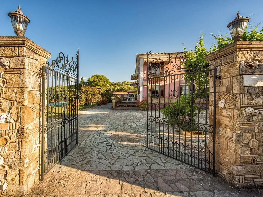 2 - vente maison ágios dimítrios îles ioniennes grèce
