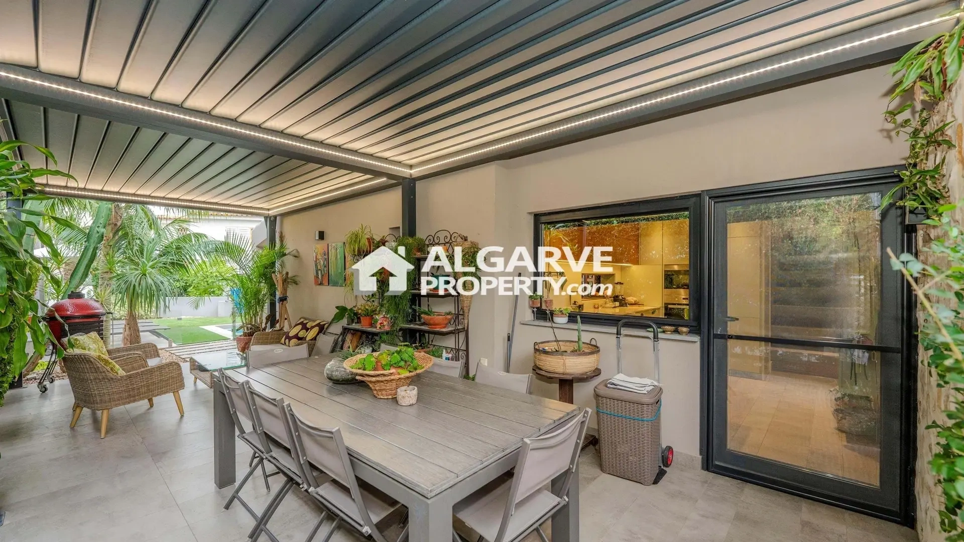 2 - house for sale in vilamoura algarve portugal