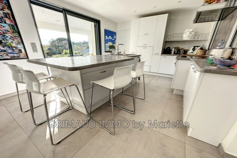 2 - venta casa grimaud var francia