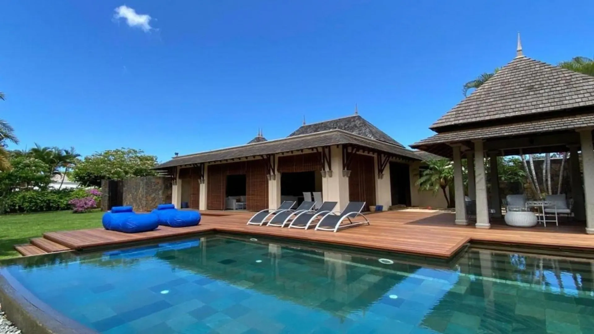 2 - villa for sale in tamarin rivière noire mauritius