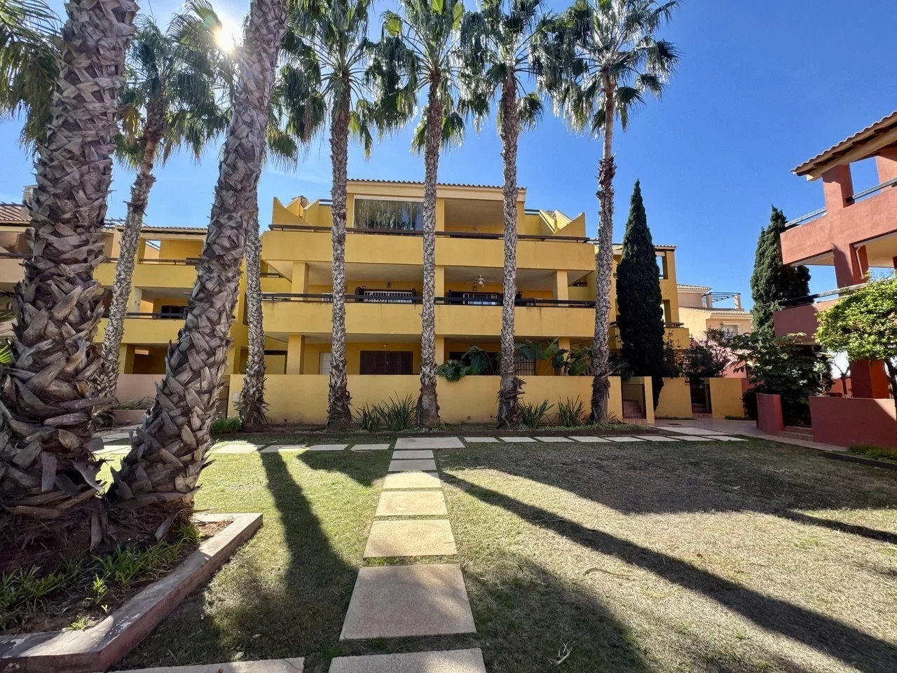2 - venta apartamento a pie de playa mar de cristal región de murcia españa