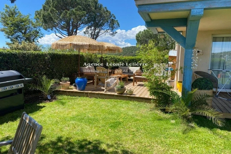 2 - sea view apartment for sale in les issambres var france
