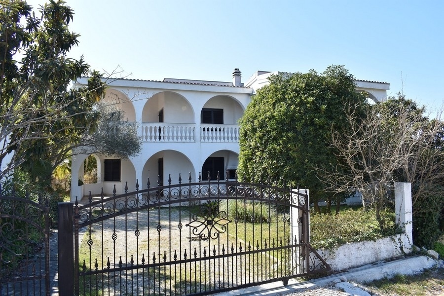 2 - vendita stabile vista mare ždrelac regione zaratina croazia