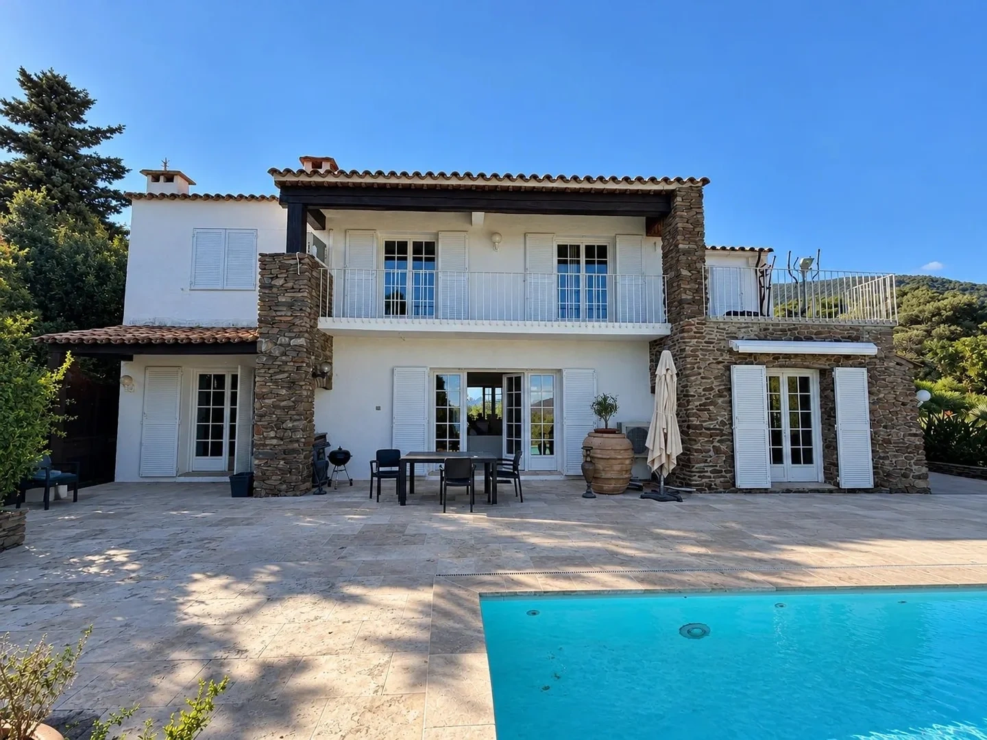 2 - sea view house for sale in cavalaire-sur-mer var france