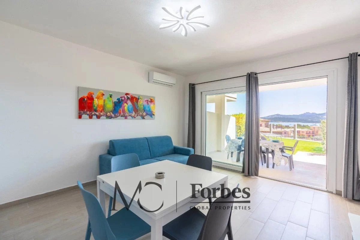 2 - verkoop appartement uitzicht op zee arzachena sardinia italië