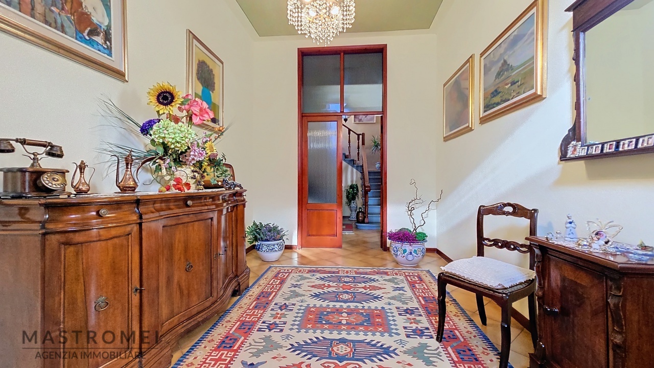 1 - villa for sale in santa croce sull'arno tuscany italy
