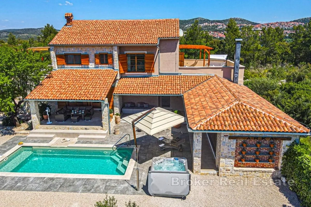 2 - venta casa vista al mar šibenik šibenik-knin croacia