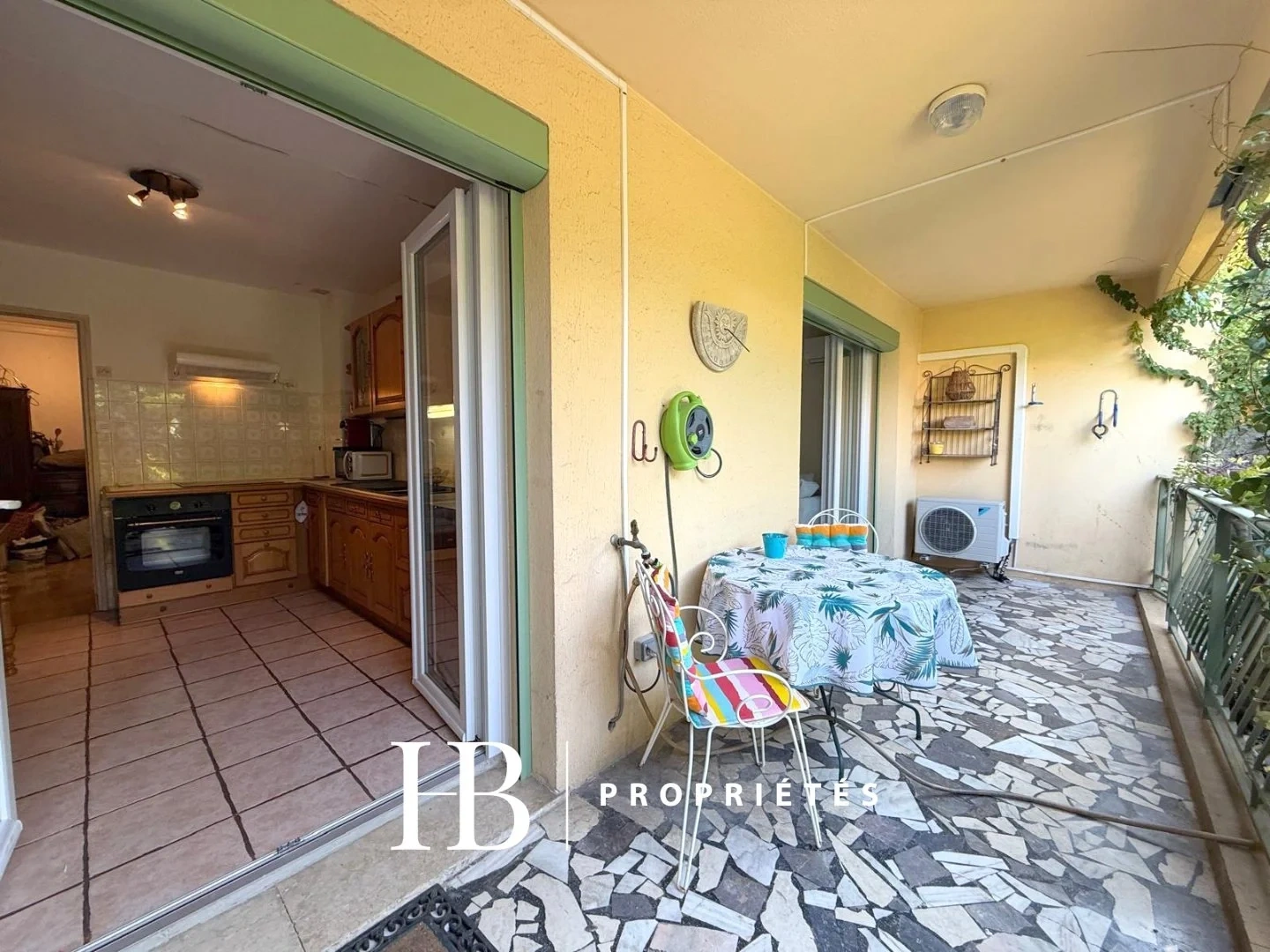 2 - apartment for sale in six fours les plages var france