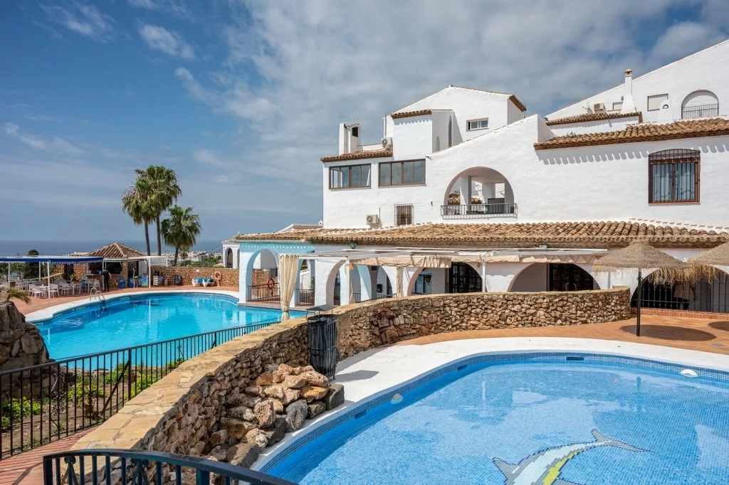 1 - venta comercio nerja andalucía españa