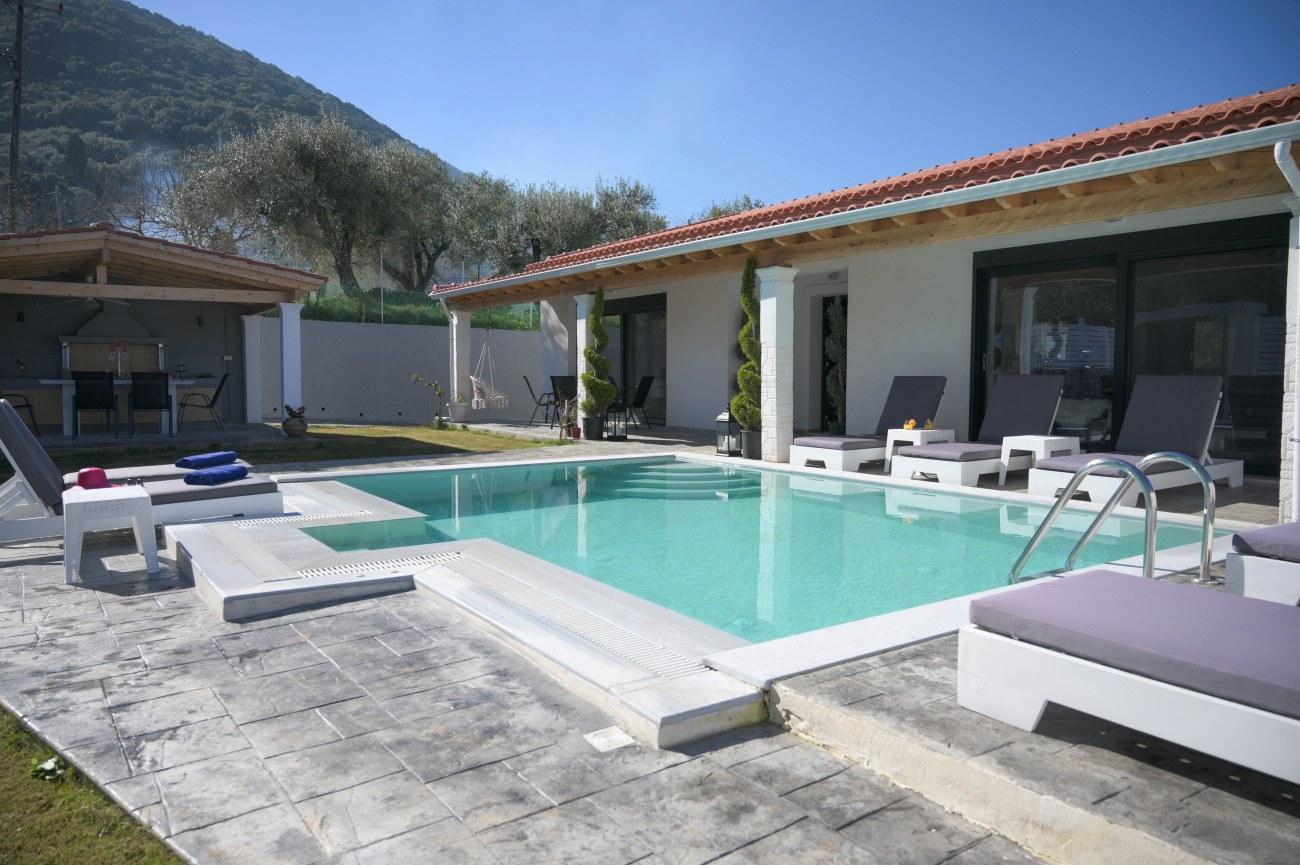 1 - house for sale in messogui ionian islands greece