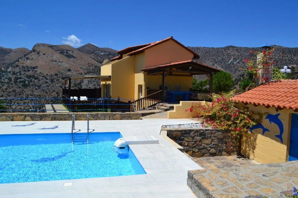 2 - venta casa vista al mar eloúnda creta grecia