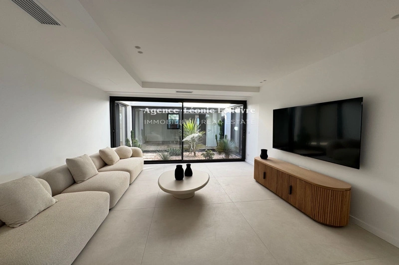 2 - venta casa vista al mar les issambres var francia