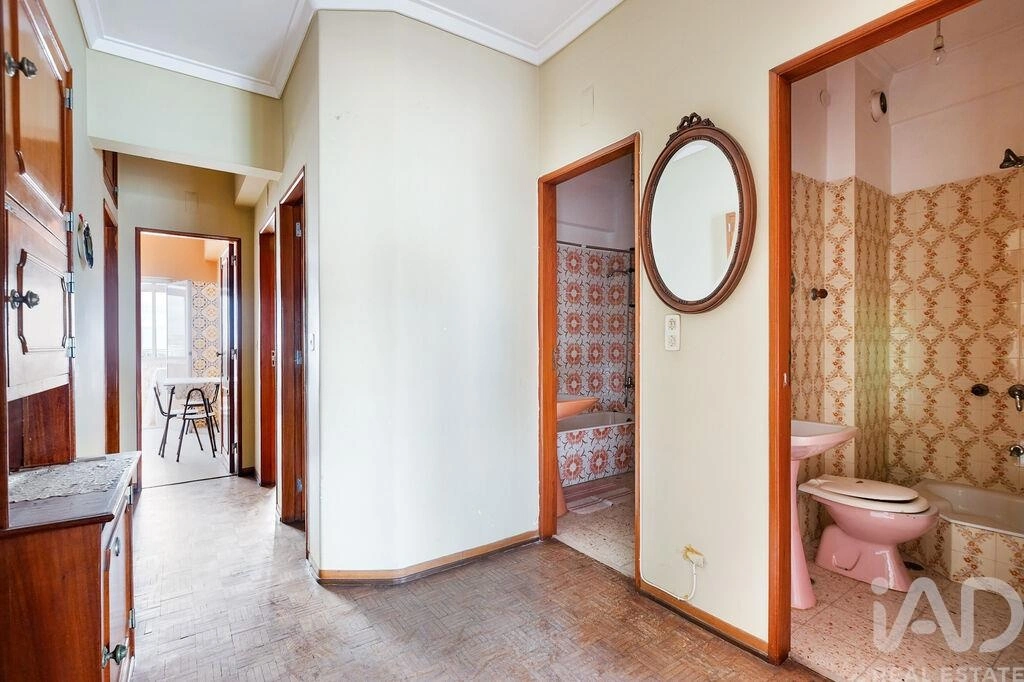 2 - apartment for sale in lisbon lisbon region portugal