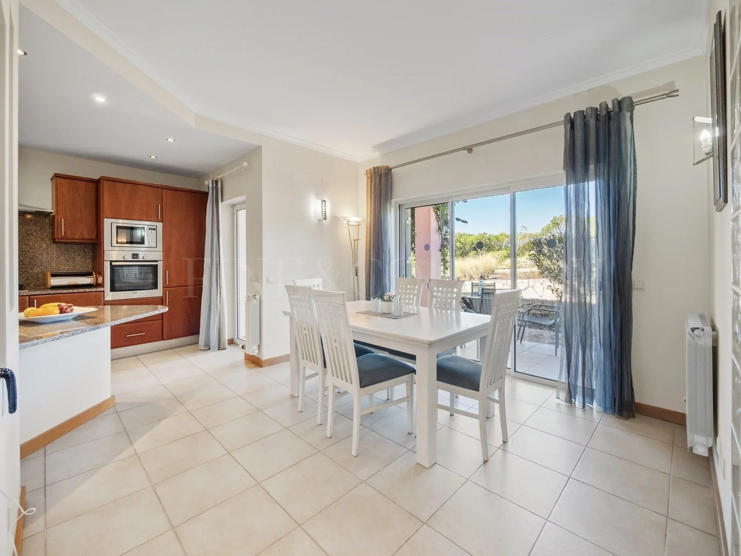 2 - house for sale in carvoeiro algarve portugal