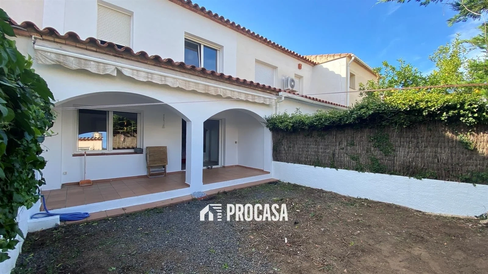 1 - verkoop huis strand to voet roses catalonia spanje