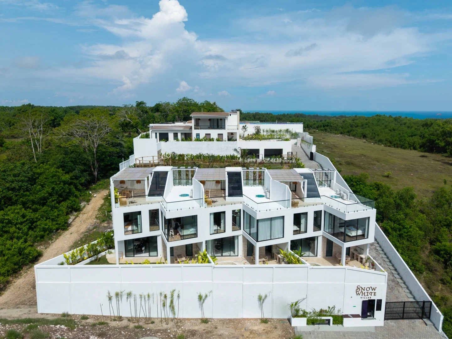 1 - vente villa pieds dans l'eau bali bali indonésie
